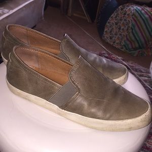 🚨Women’s FRYE Dylan Slip-On Sneakers🚨